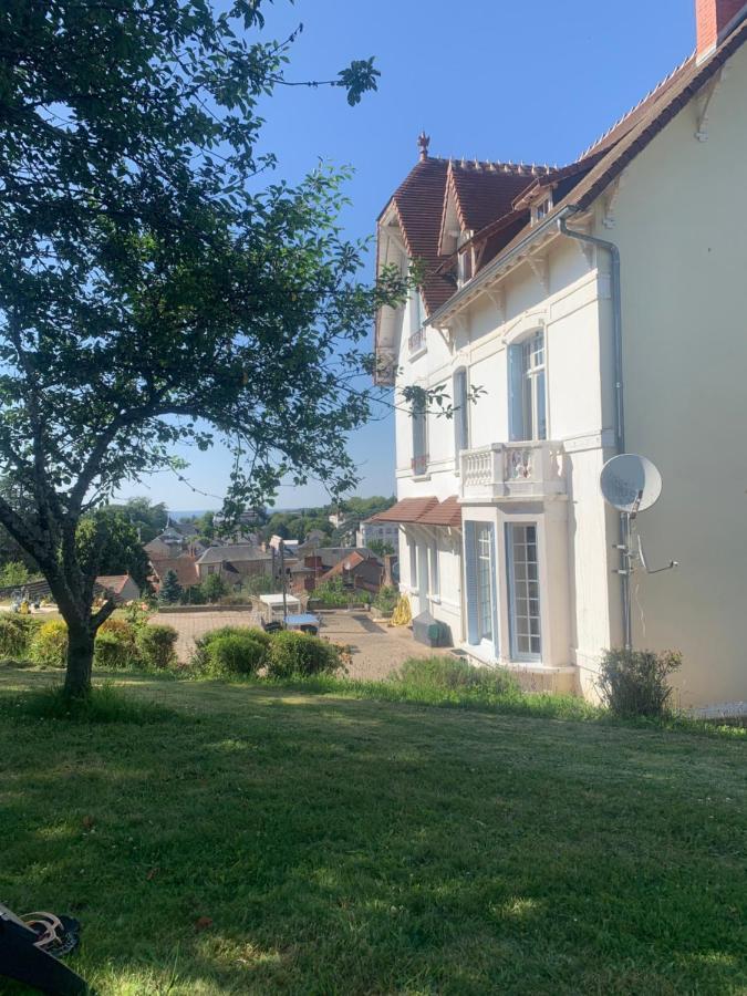Holiday Home Villa Castel Marie Louise Néris-les-Bains Екстериор снимка