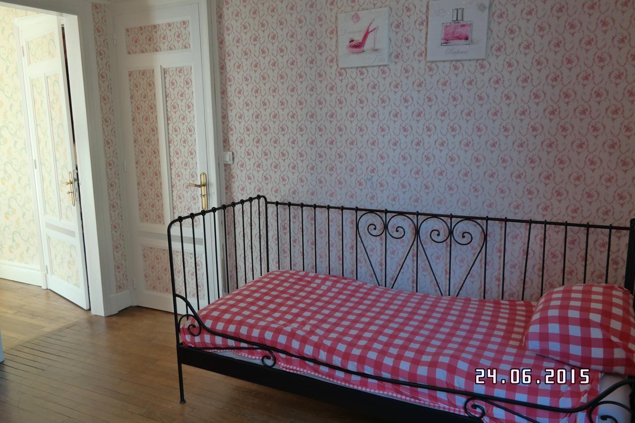 Holiday Home Villa Castel Marie Louise Néris-les-Bains Екстериор снимка